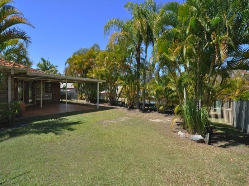 15 Pickworth Court, Parkwood QLD 4214