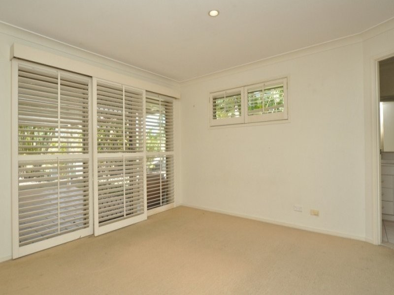 15 Pickworth Court, Parkwood QLD 4214