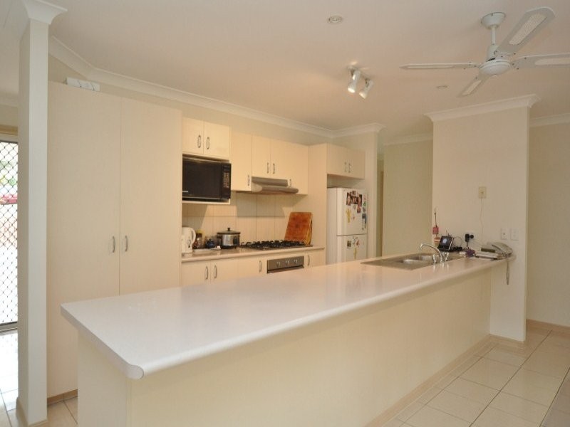 12 Alcott Court, Parkwood QLD 4214