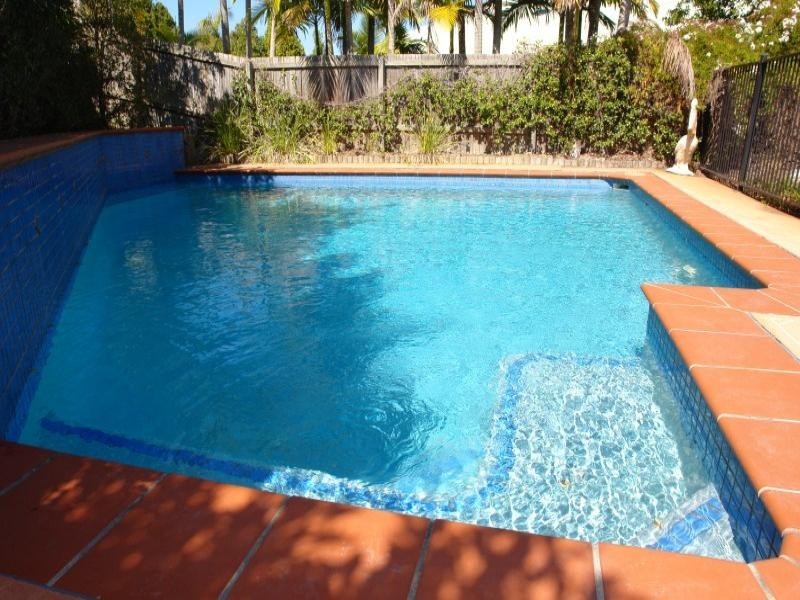 6 Morfantaine Terrace, Parkwood QLD 4214