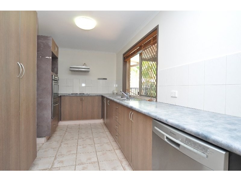 18 Castle Rock Street, Parkwood QLD 4214