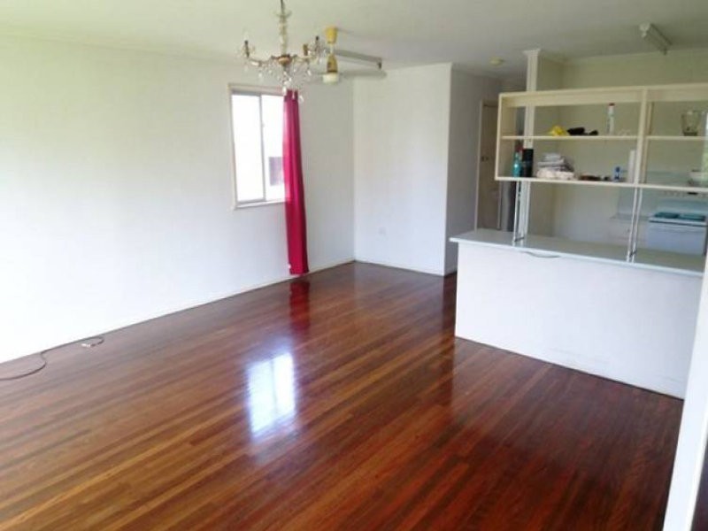 150 Turpin Road, Labrador QLD 4215