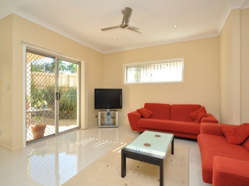 64B Kumbari Close, Southport QLD 4215