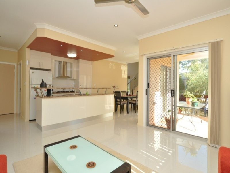 64B Kumbari Close, Southport QLD 4215