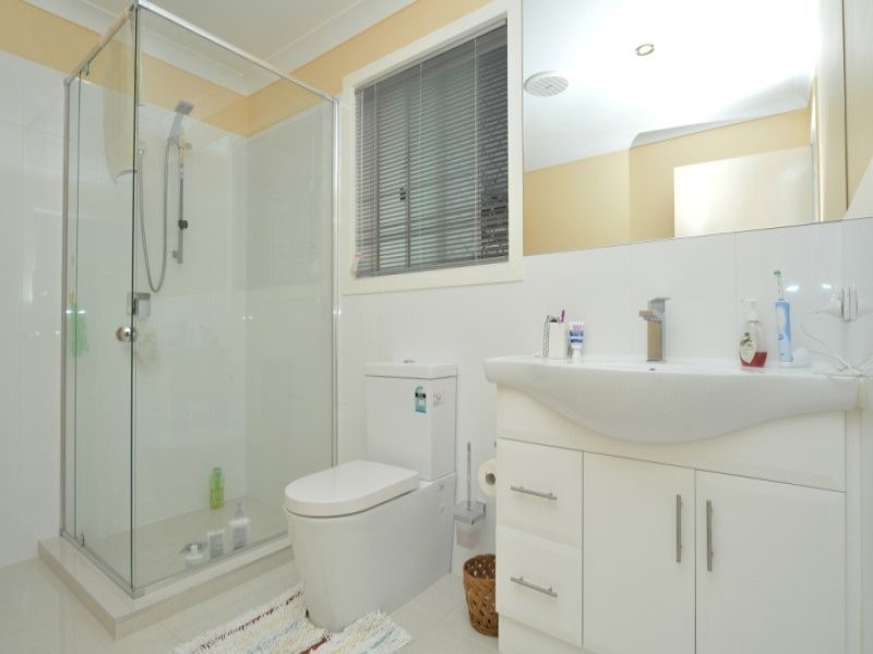 64B Kumbari Close, Southport QLD 4215