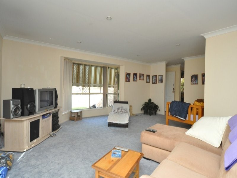 35 Gary Player Crescent, Parkwood QLD 4214