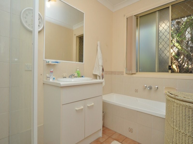 35 Gary Player Crescent, Parkwood QLD 4214