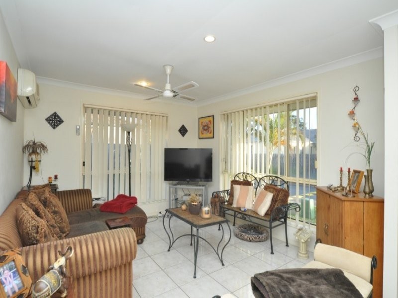 9/113 Arundel Drive, Arundel QLD 4214