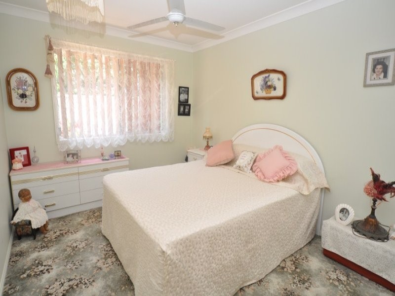 1/5 Liam Court, Labrador QLD 4215