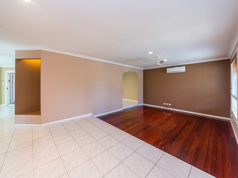 19 Rebbechi Court, Parkwood QLD 4214