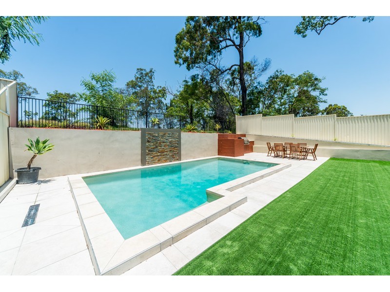 87 Tiger Drive, Arundel QLD 4214