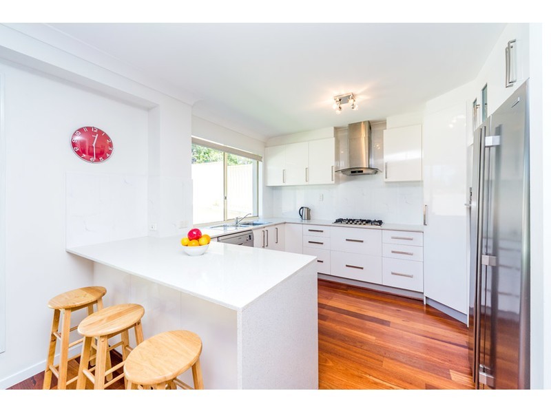 87 Tiger Drive, Arundel QLD 4214