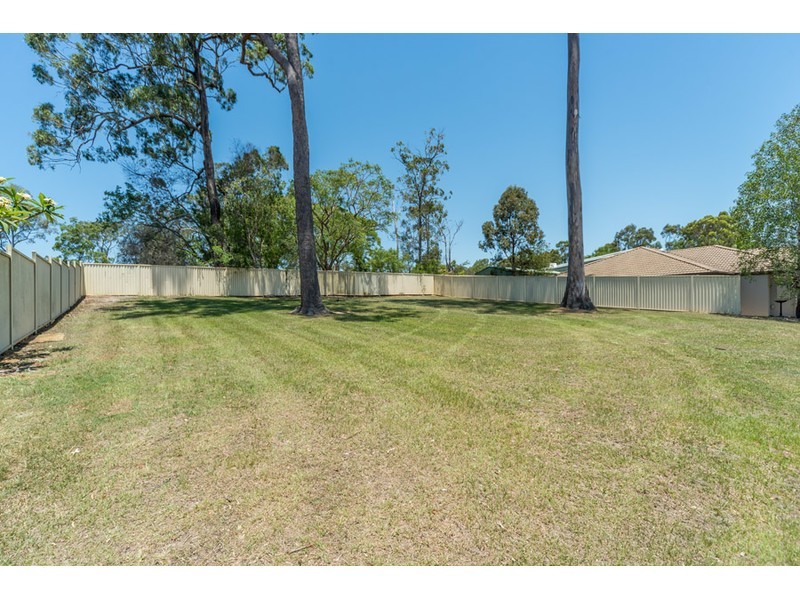 87 Tiger Drive, Arundel QLD 4214