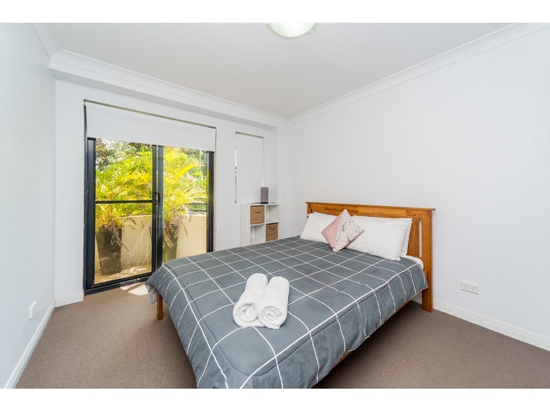 316/392-398 Marine Parade, Labrador QLD 4215