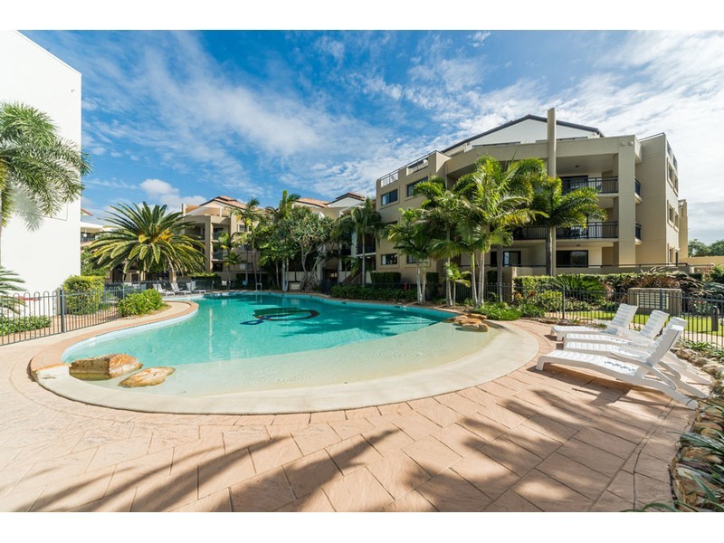 316/392-398 Marine Parade, Labrador QLD 4215