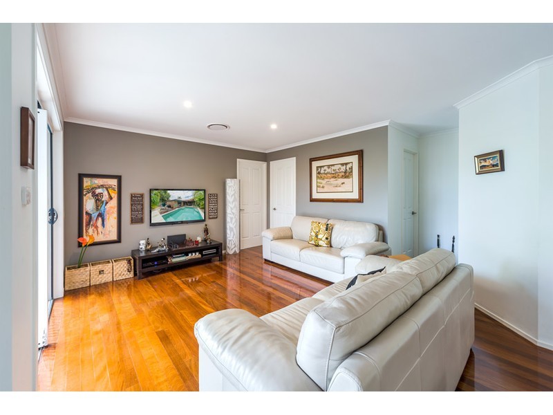 44 Morfantaine Terrace, Parkwood QLD 4214