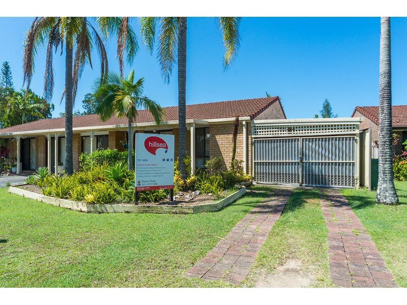 1/5 Hoya Court, Labrador QLD 4215