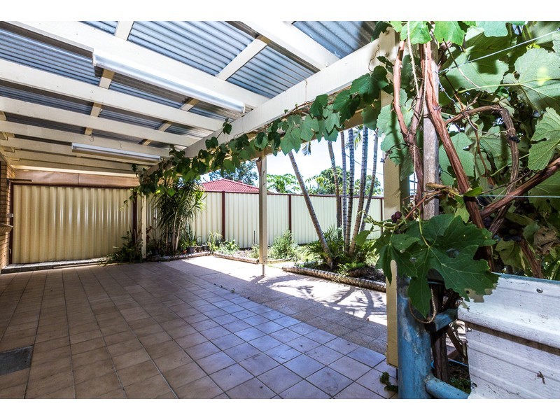 1/5 Hoya Court, Labrador QLD 4215