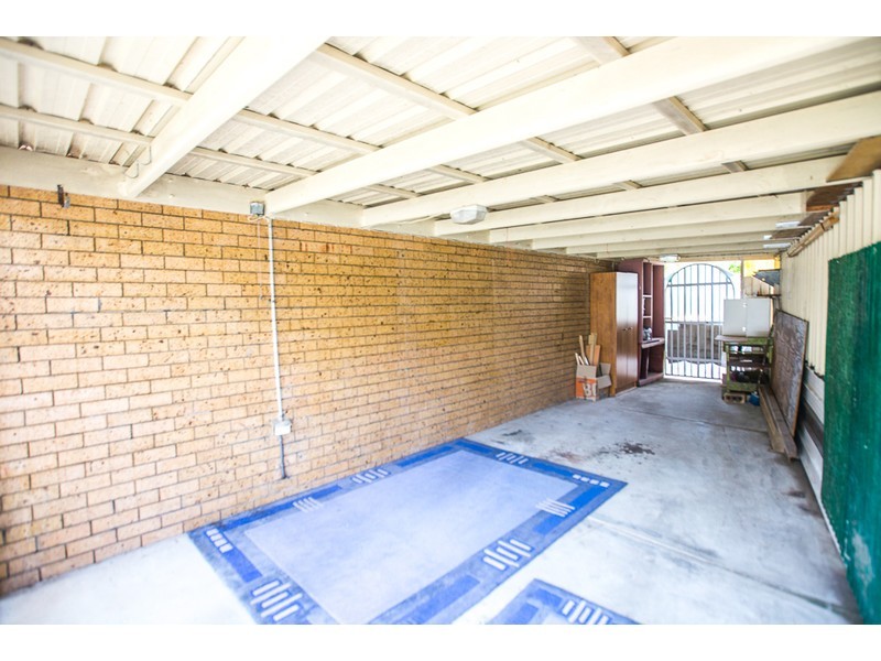 1/5 Hoya Court, Labrador QLD 4215