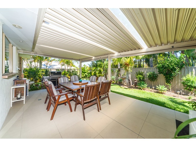 14 Crenshaw Crt, Parkwood QLD 4214