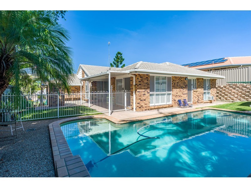 3 Henry Cotton Drive, Parkwood QLD 4214