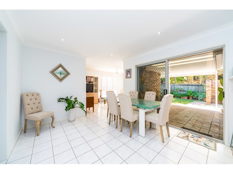 3 Henry Cotton Drive, Parkwood QLD 4214