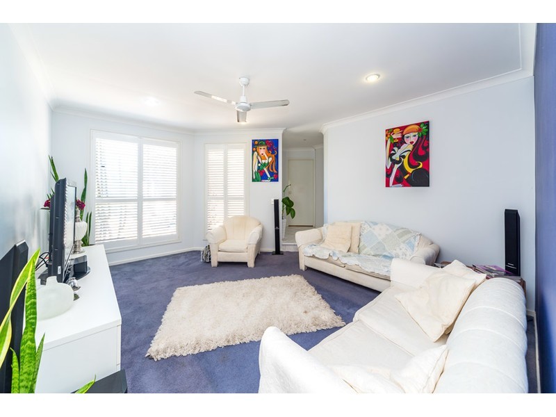 3 Henry Cotton Drive, Parkwood QLD 4214