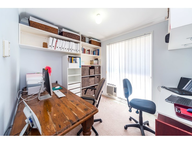 3 Henry Cotton Drive, Parkwood QLD 4214