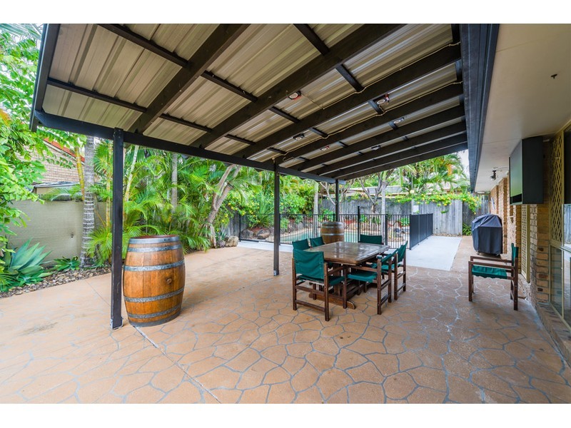 4 Moody Court, Parkwood QLD 4214