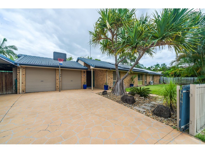 4 Moody Court, Parkwood QLD 4214