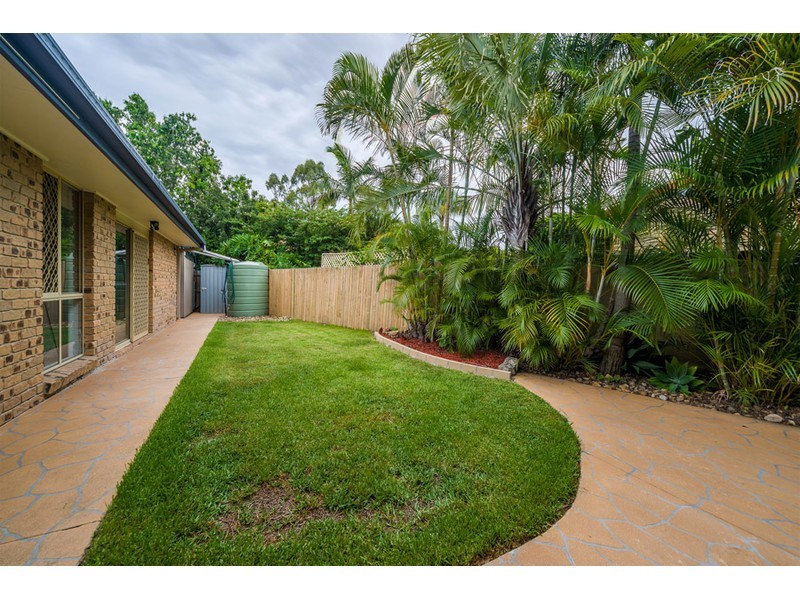 4 Moody Court, Parkwood QLD 4214