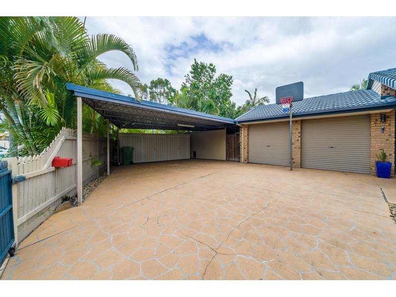 4 Moody Court, Parkwood QLD 4214