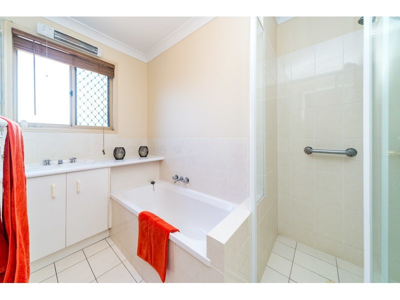 40 Alcott Court, Parkwood QLD 4214