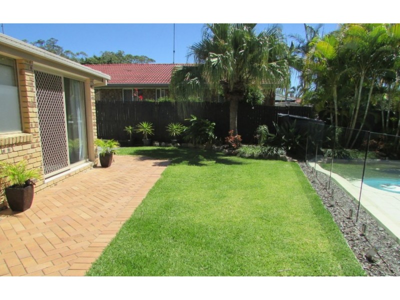 Parkwood QLD 4214
