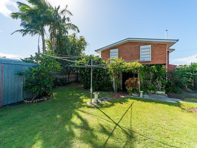 48 Stradbroke Street, Biggera Waters QLD 4216
