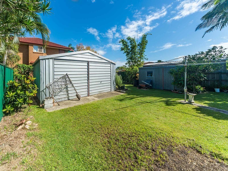 48 Stradbroke Street, Biggera Waters QLD 4216