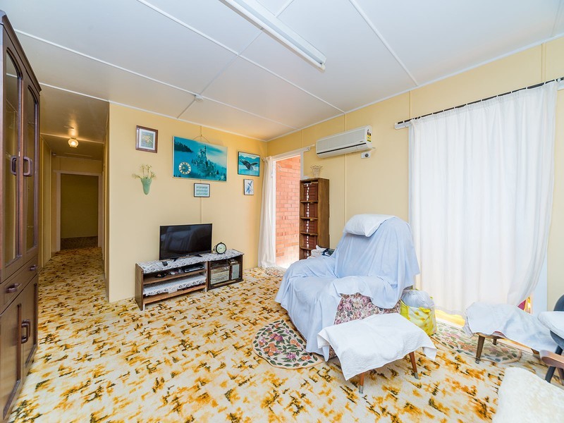 48 Stradbroke Street, Biggera Waters QLD 4216