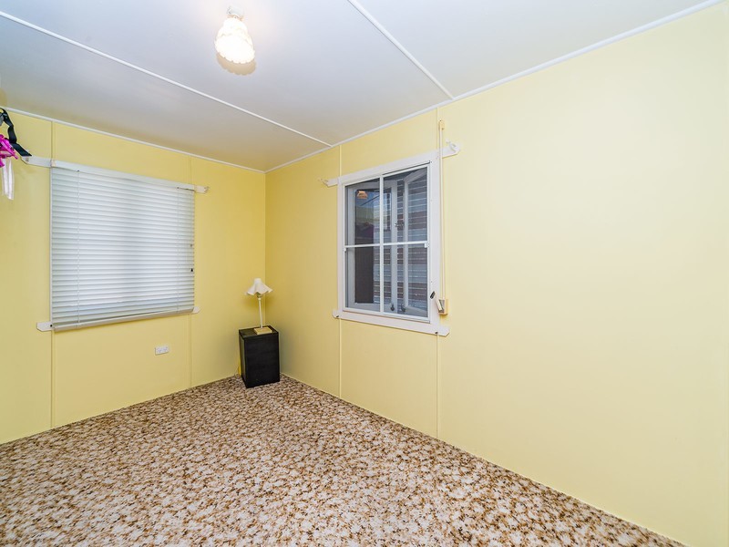 48 Stradbroke Street, Biggera Waters QLD 4216