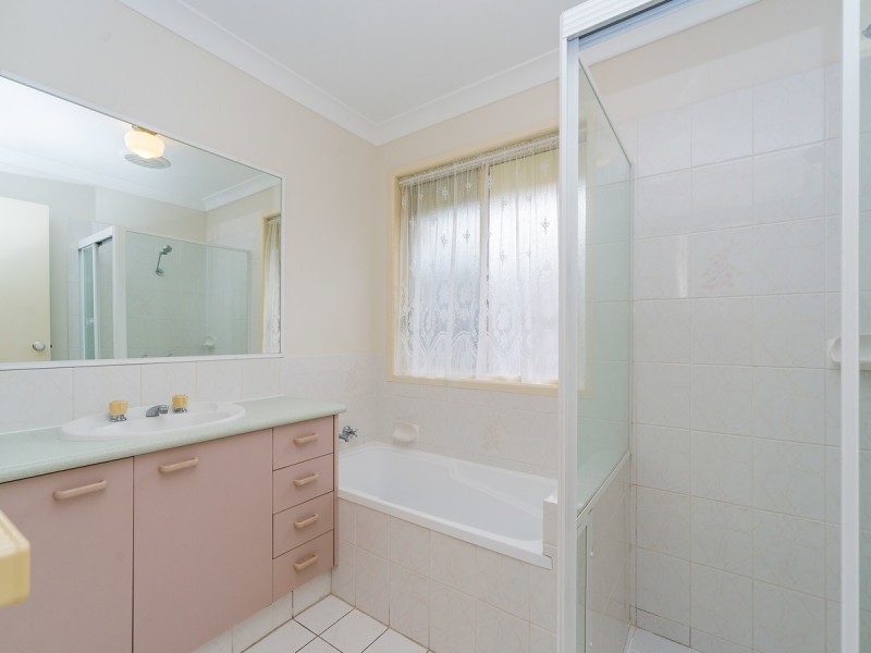 19 Masters Street, Arundel QLD 4214