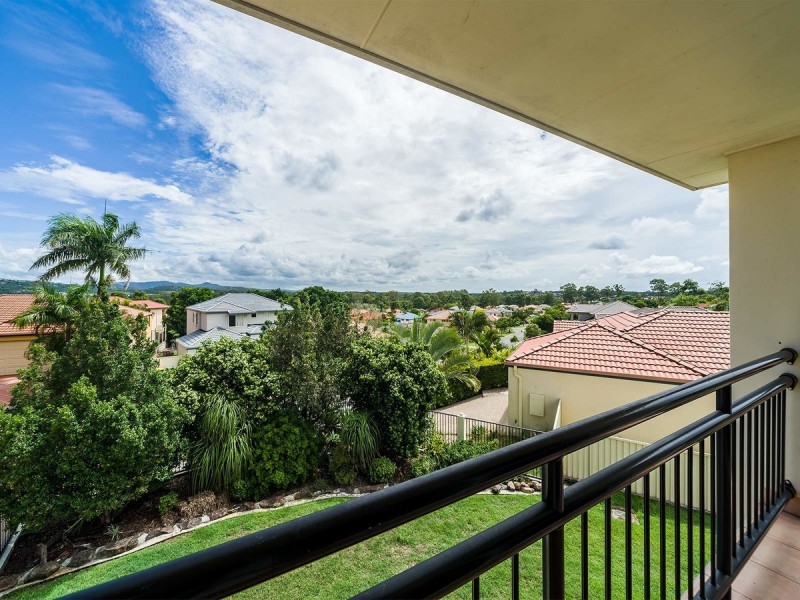 11 Respall Way, Arundel QLD 4214
