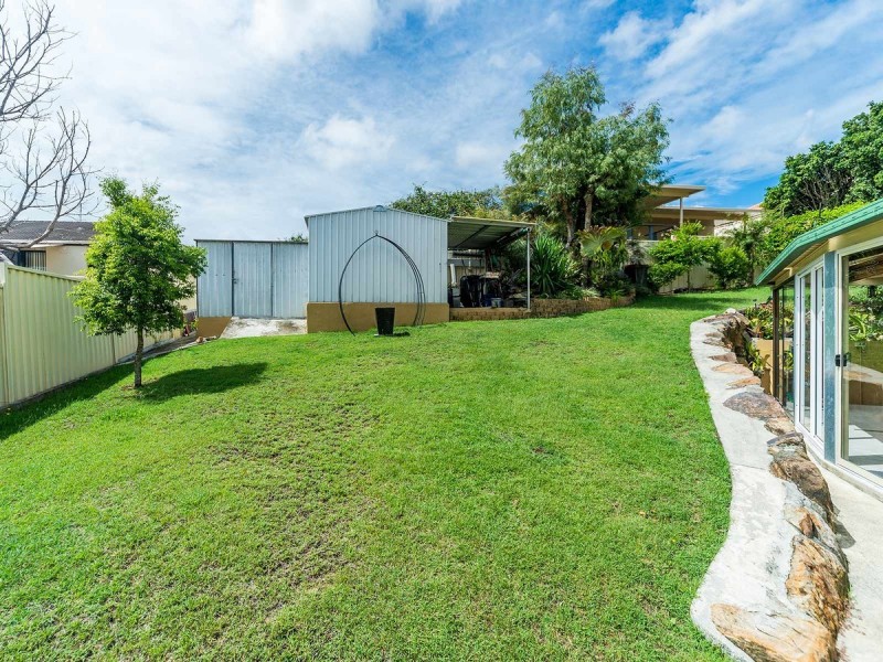 11 Respall Way, Arundel QLD 4214