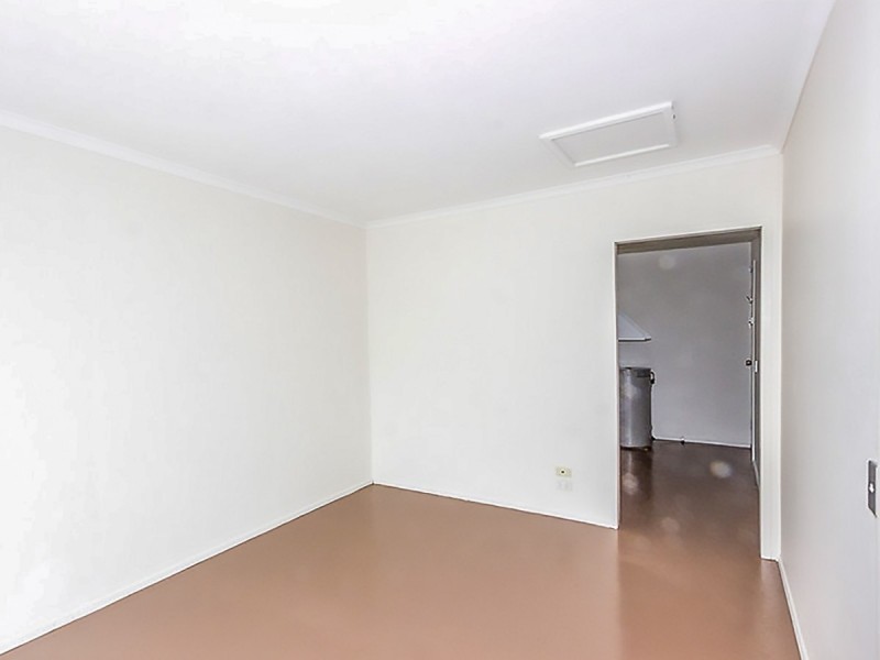 1/2 Metro Crescent, Oxenford QLD 4210