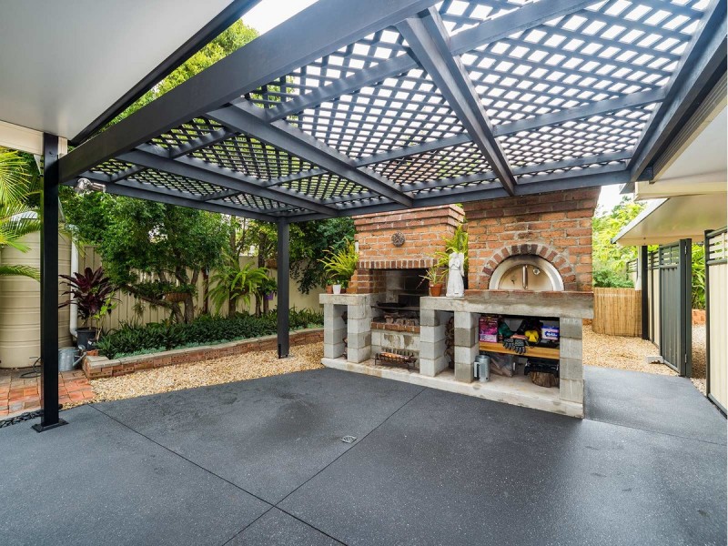 293 Napper Road, Arundel QLD 4214