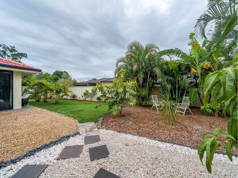 293 Napper Road, Arundel QLD 4214