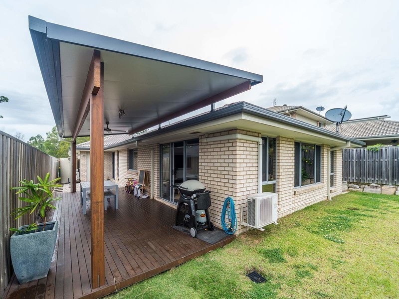 35 Shoalhaven Avenue, Pacific Pines QLD 4211