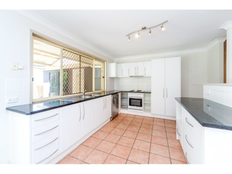 27 Alcott Court, Parkwood QLD 4214