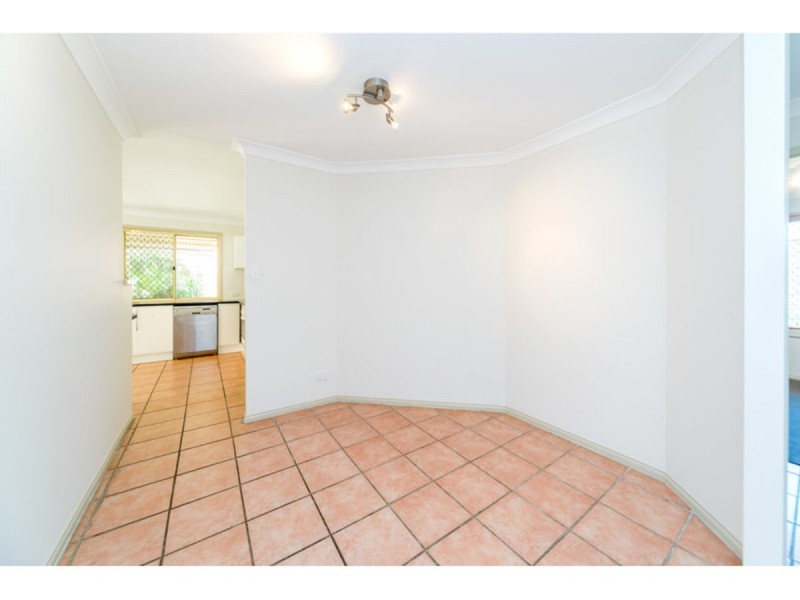 27 Alcott Court, Parkwood QLD 4214