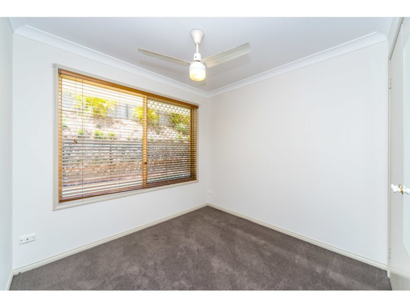 27 Alcott Court, Parkwood QLD 4214