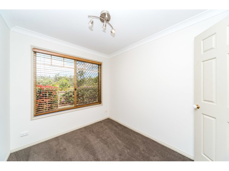 27 Alcott Court, Parkwood QLD 4214