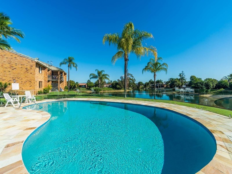 16/14 Dunlop Court, Mermaid Waters QLD 4218